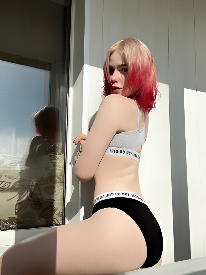 Анна привлекальеная девушка из Талнах цена от 3000 руб