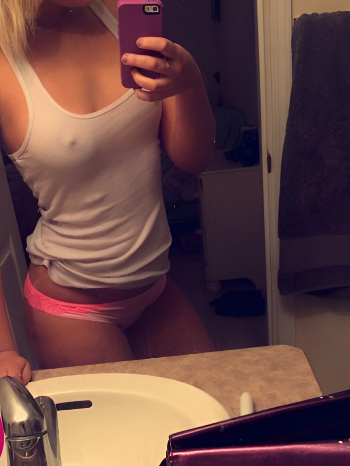 Индивидуалка Анюта, доступна для личного знакомства от 2000 руб