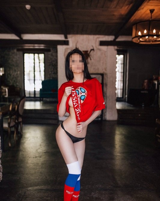 Яна привлекальеная девушка из Талнах цена от 6000 руб