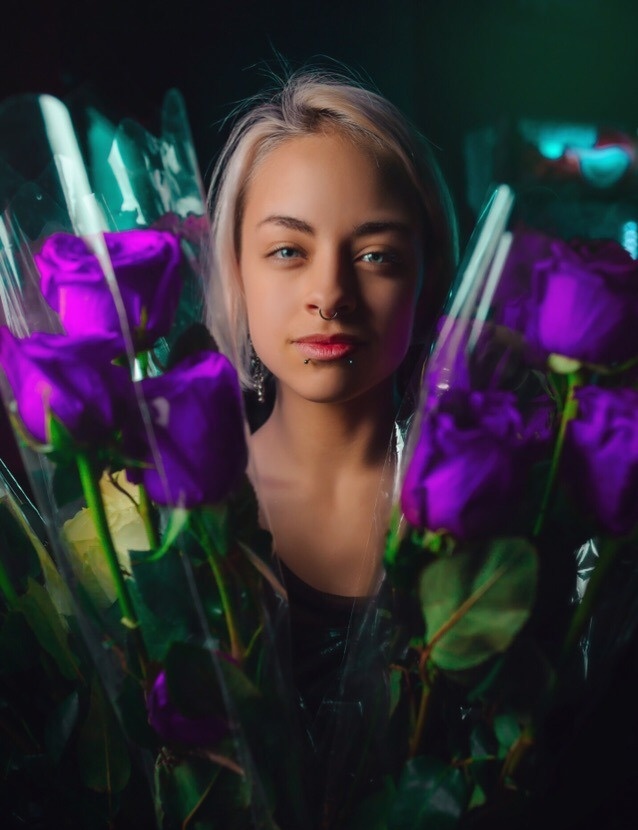 Тони привлекальеная девушка из Талнах цена от 3500 руб