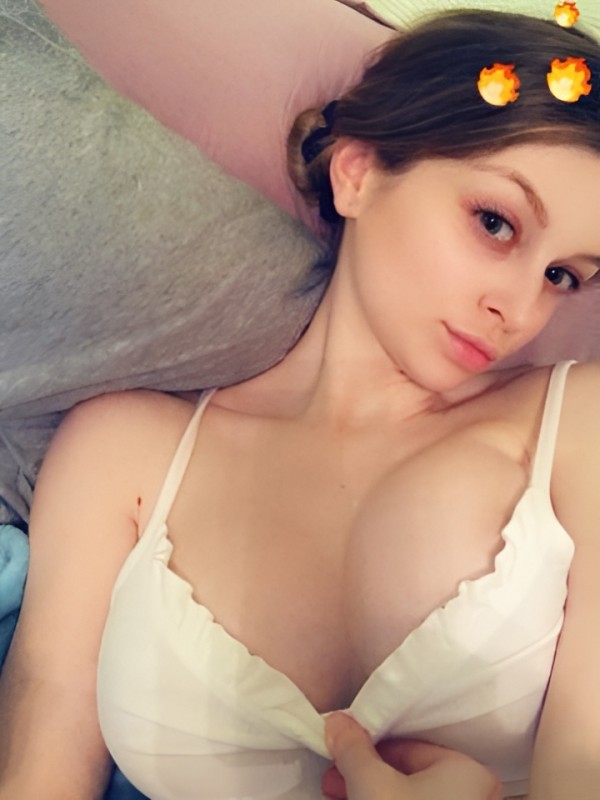 Катенька привлекательная девушка из Талнах цена от 5000 руб