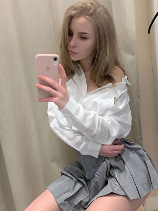 Сесилия привлекательная девушка из Талнах цена от 10000 руб